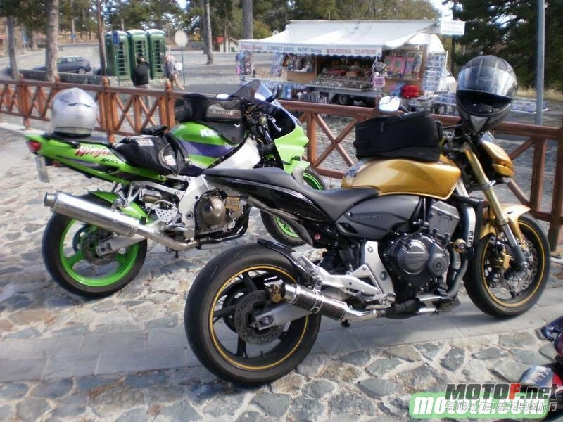 1266501521301938-Honda-CB-600-(Hornet)-[1].jpg