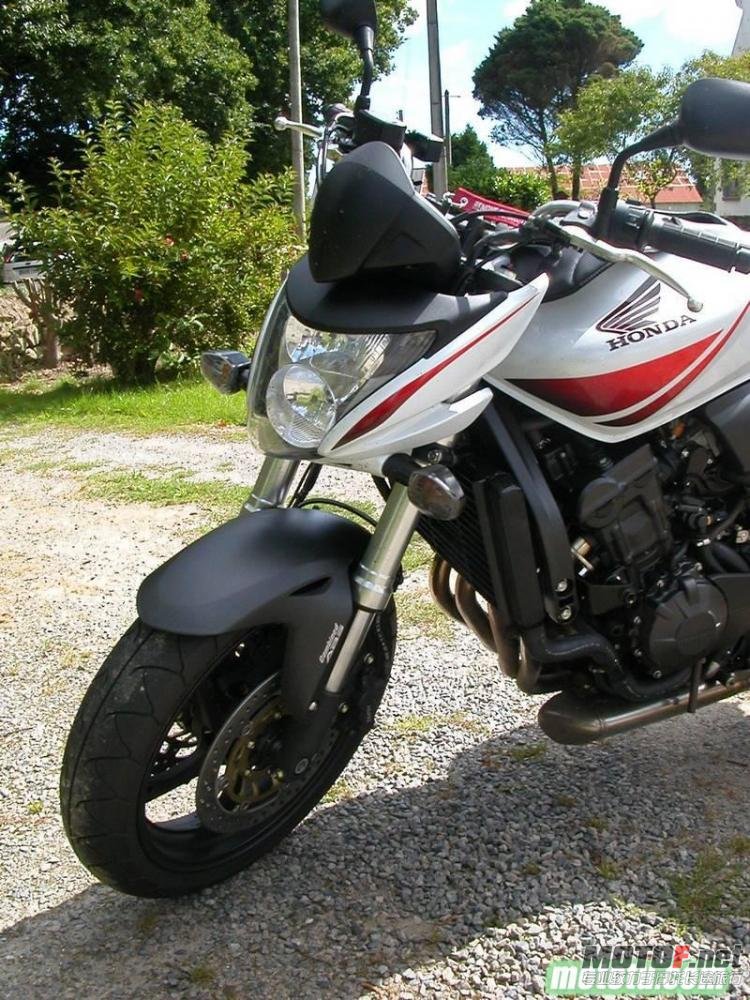 1266925558302190-Honda-CB-600-(Hornet)-[1].jpg