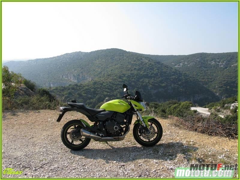 1266925567302198-Honda-CB-600-(Hornet)-[1].jpg
