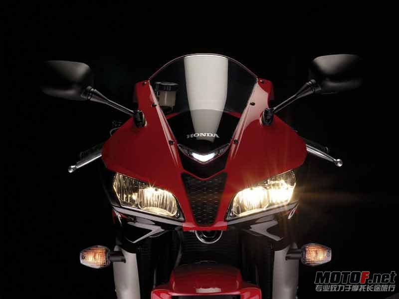MCB6R20078RA-01.jpg