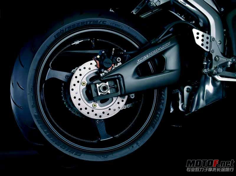MCB6R20078RQ-01.jpg