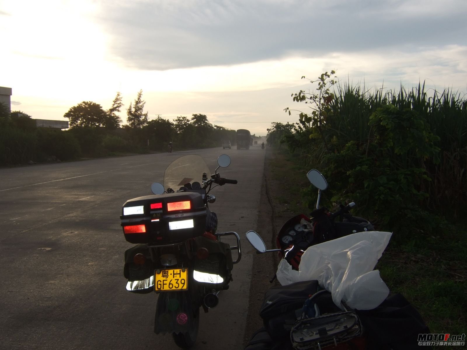 DSCF2702.jpg