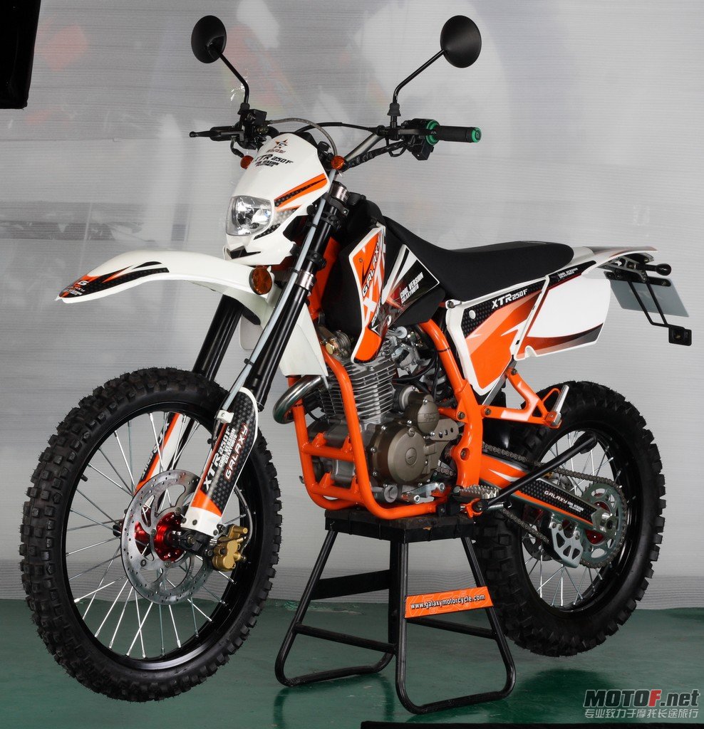 t92_0003.jpg