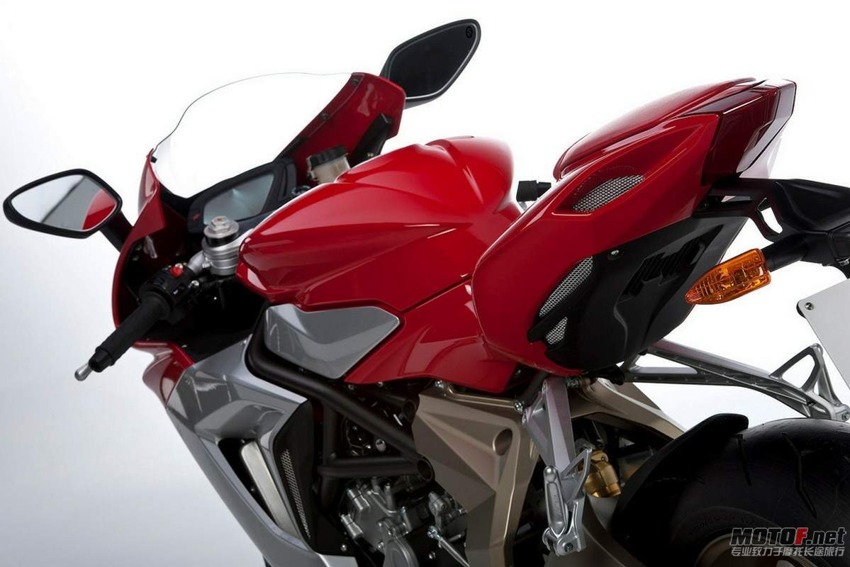 MV Agusta F3 11  5.jpg