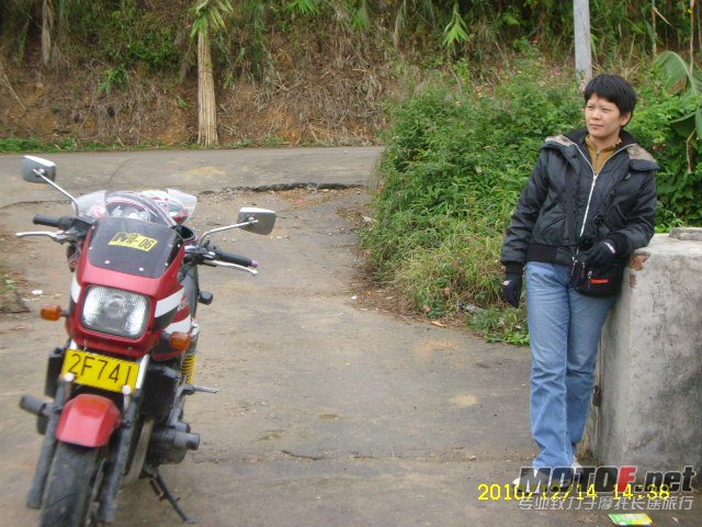 SL701715.JPG