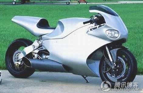 4. MTT 涡轮摩托车 价格: $150,000 – $185,000 最高时速: 320 kms/hr