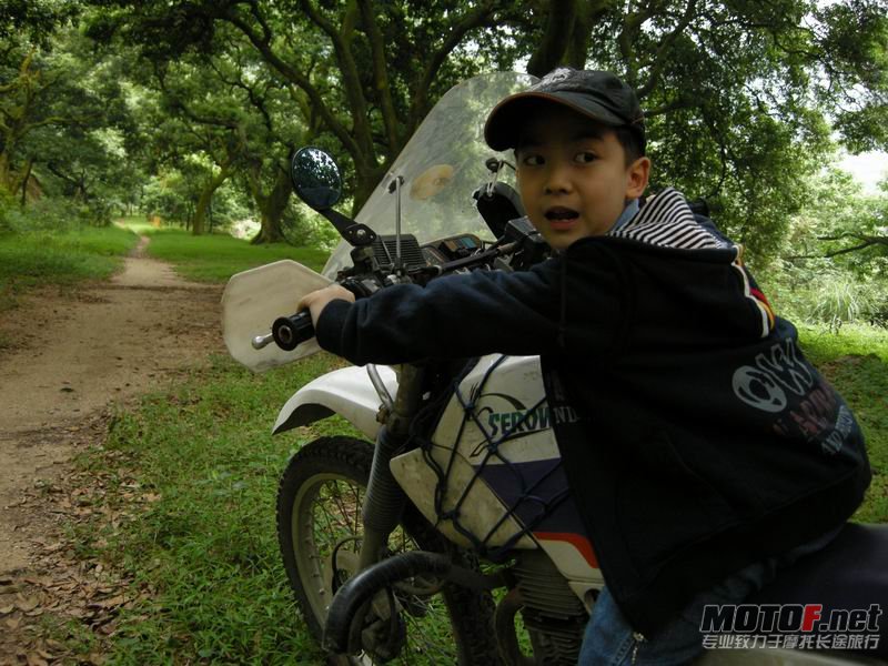 09.JPG