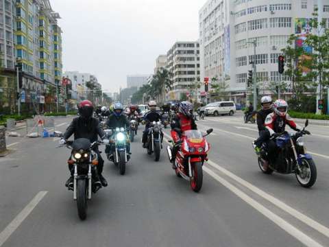 94CB400