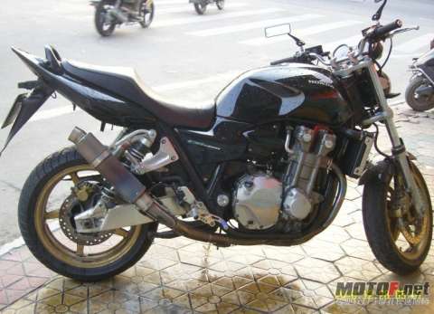 本田CB1300
