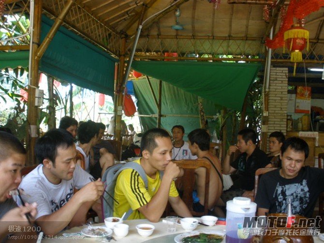 05.jpg