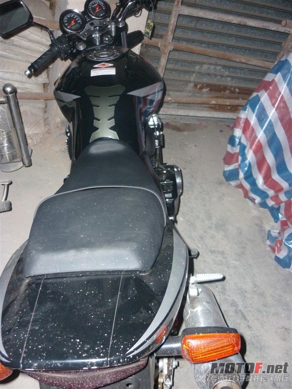 03cb400vtec2.jpg