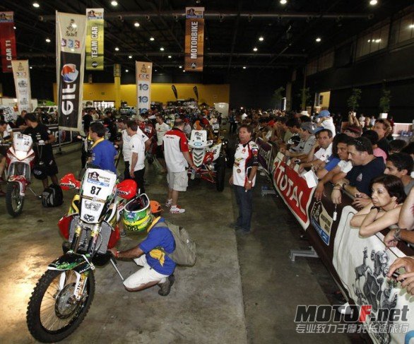 dakar01.jpg