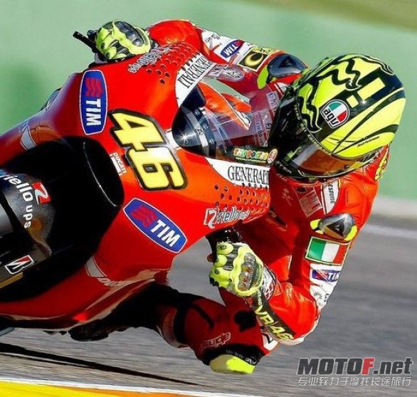 rossi_ducati_11.jpg