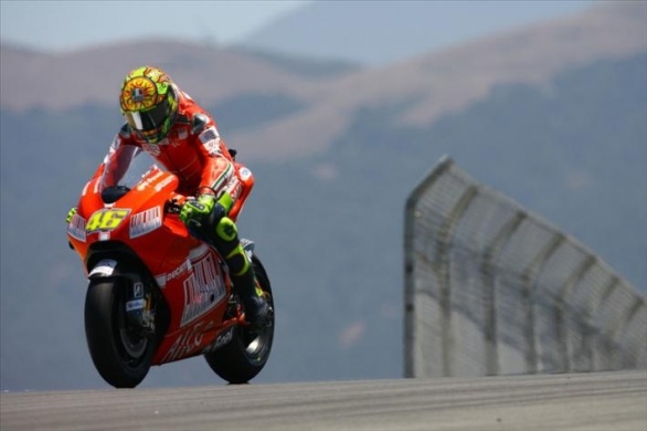 rossi_ducati_13.jpg