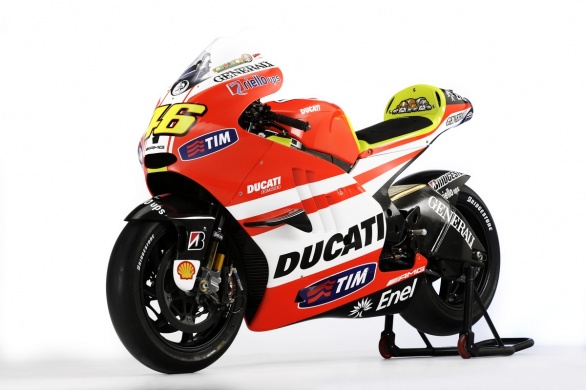 D16GP11_03.jpg