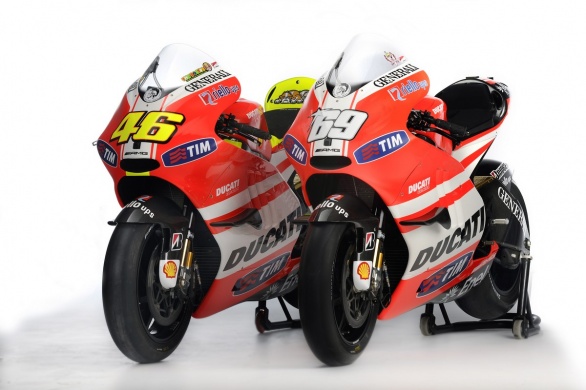D16GP11_01.jpg