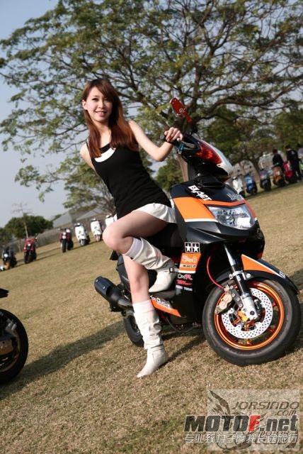 20110103_e53d210567a8fb9fd2084XLkZ5DSx81A_jpg_thumb.jpg