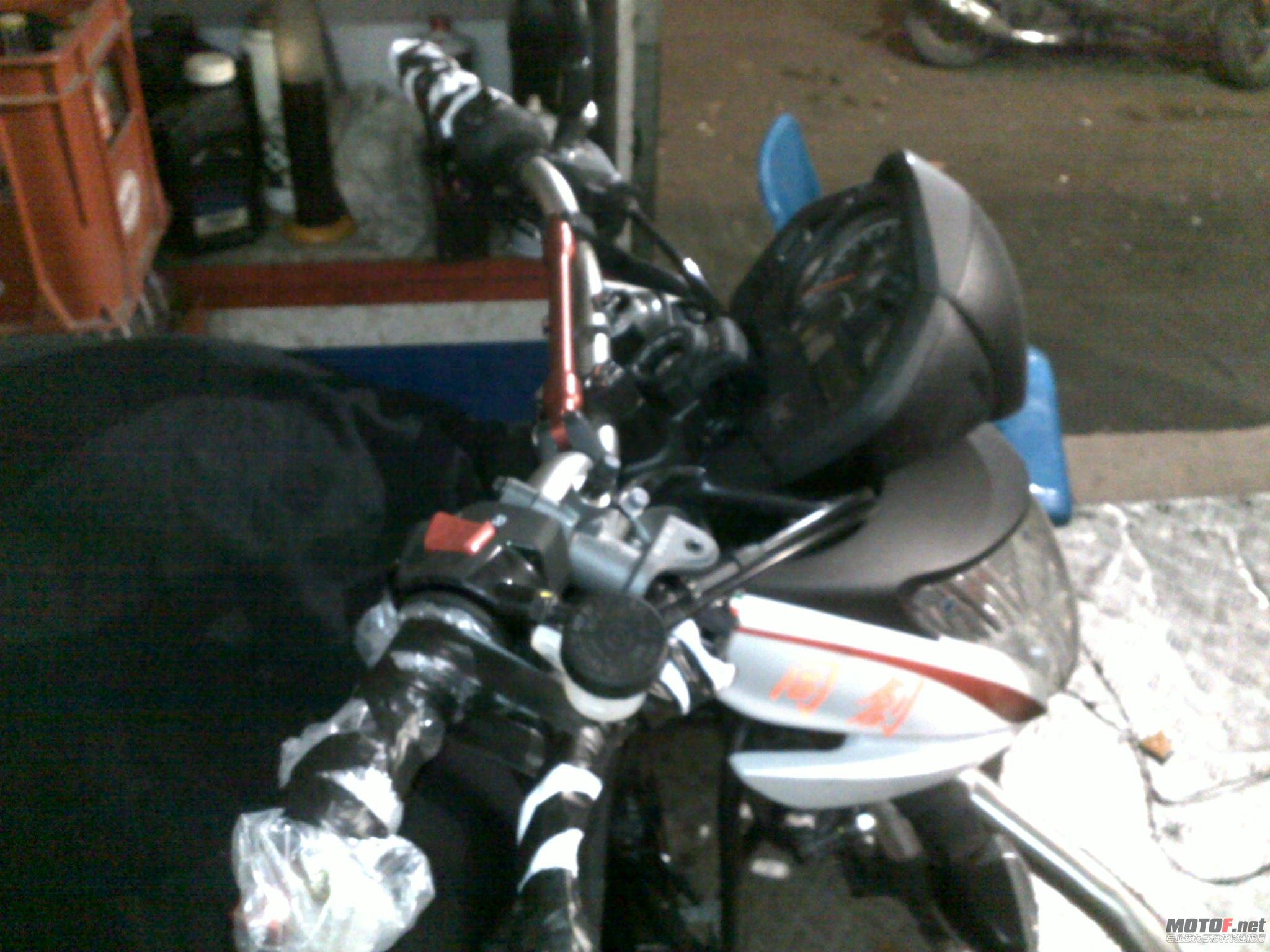 20110108486.jpg