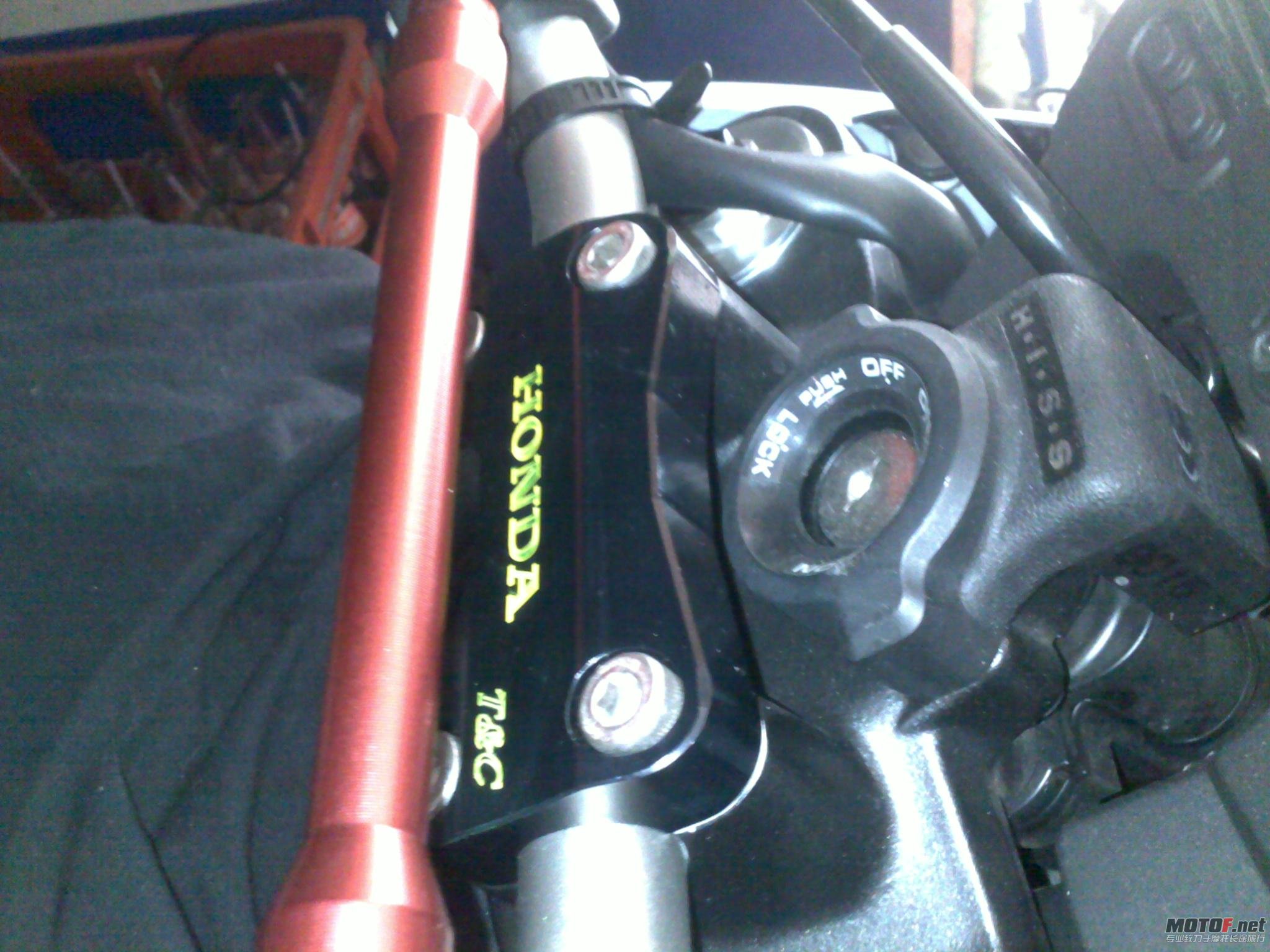 20110117490.jpg