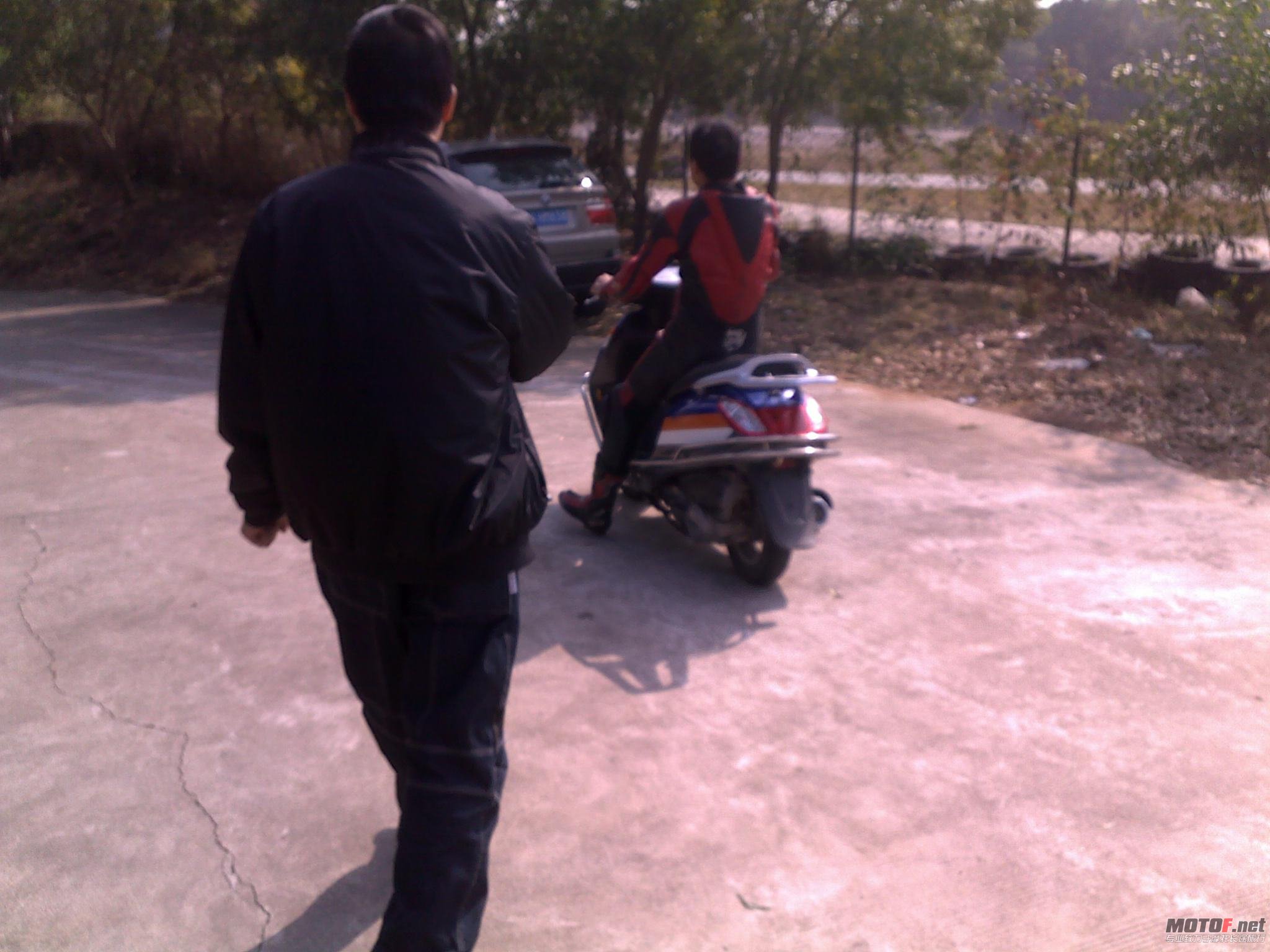 20110108457.jpg