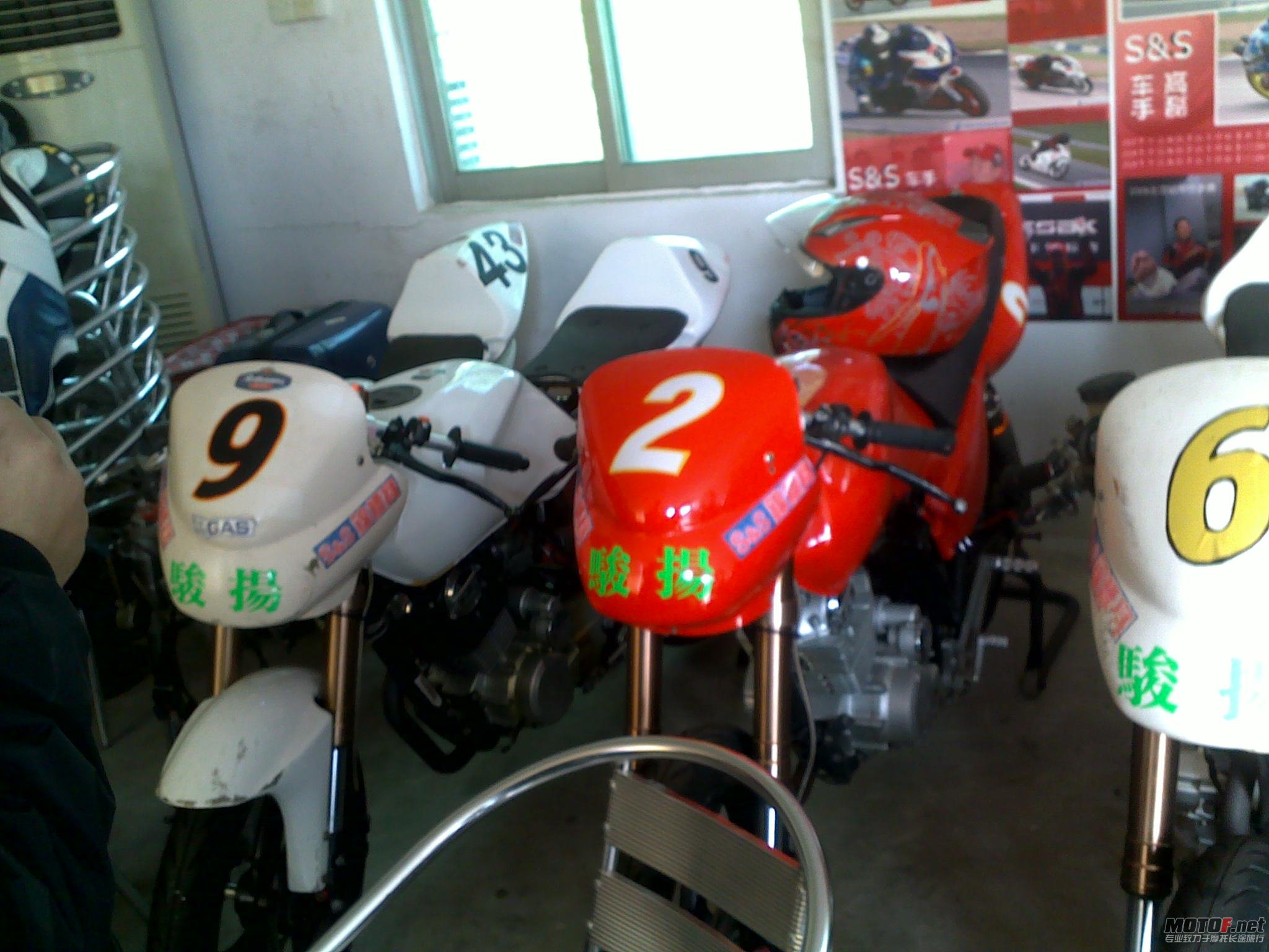 20110108462.jpg