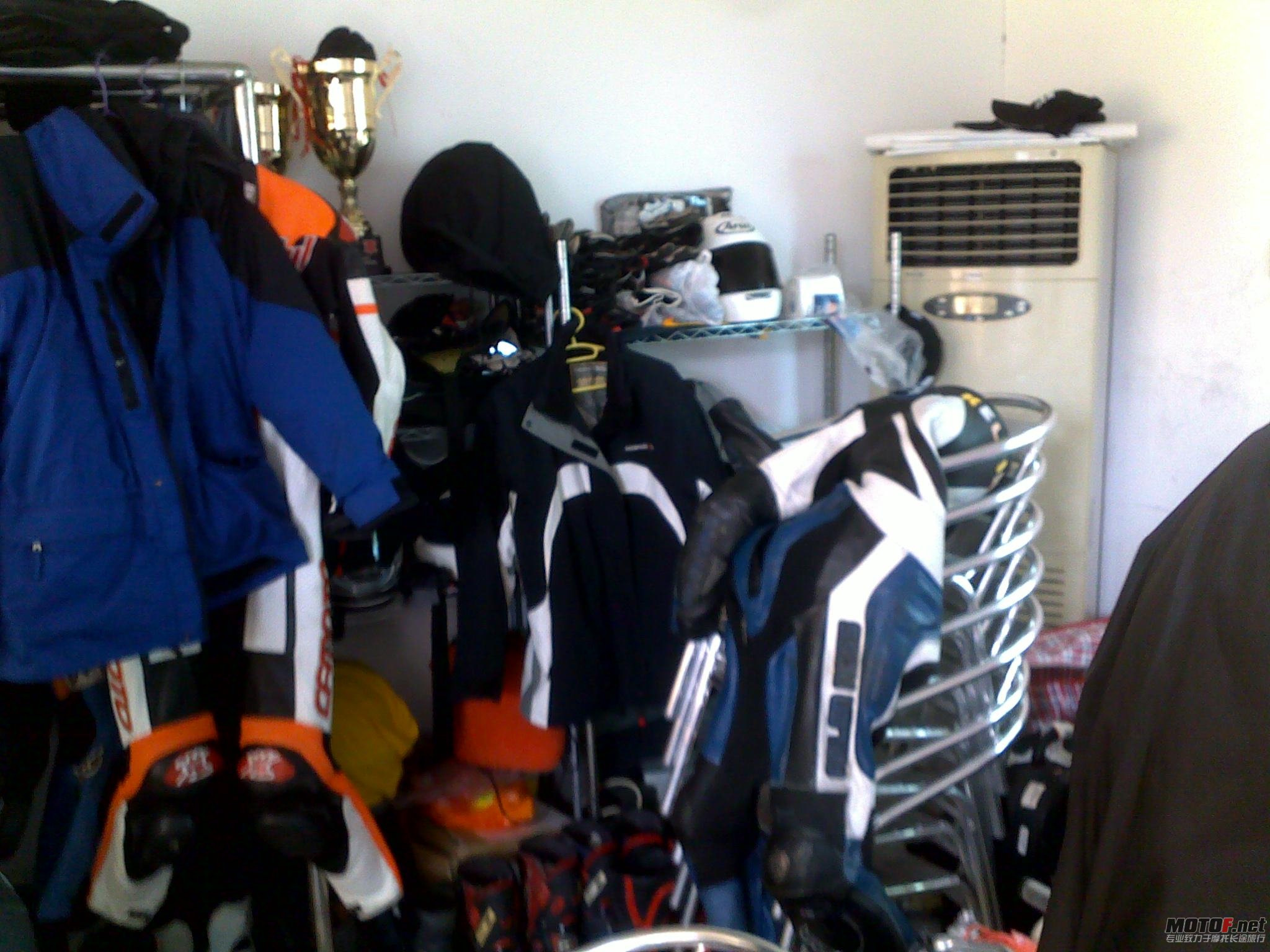 20110108466.jpg