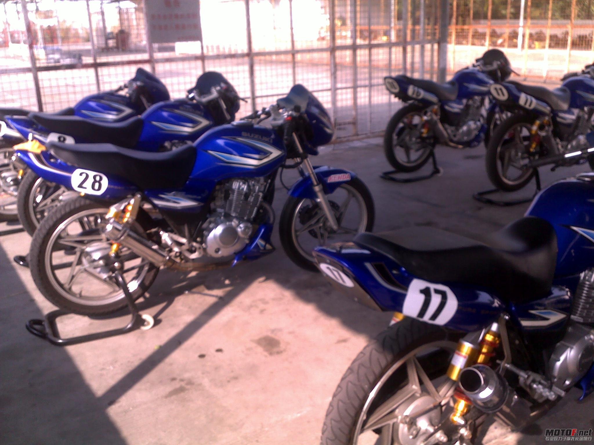 20110108468.jpg