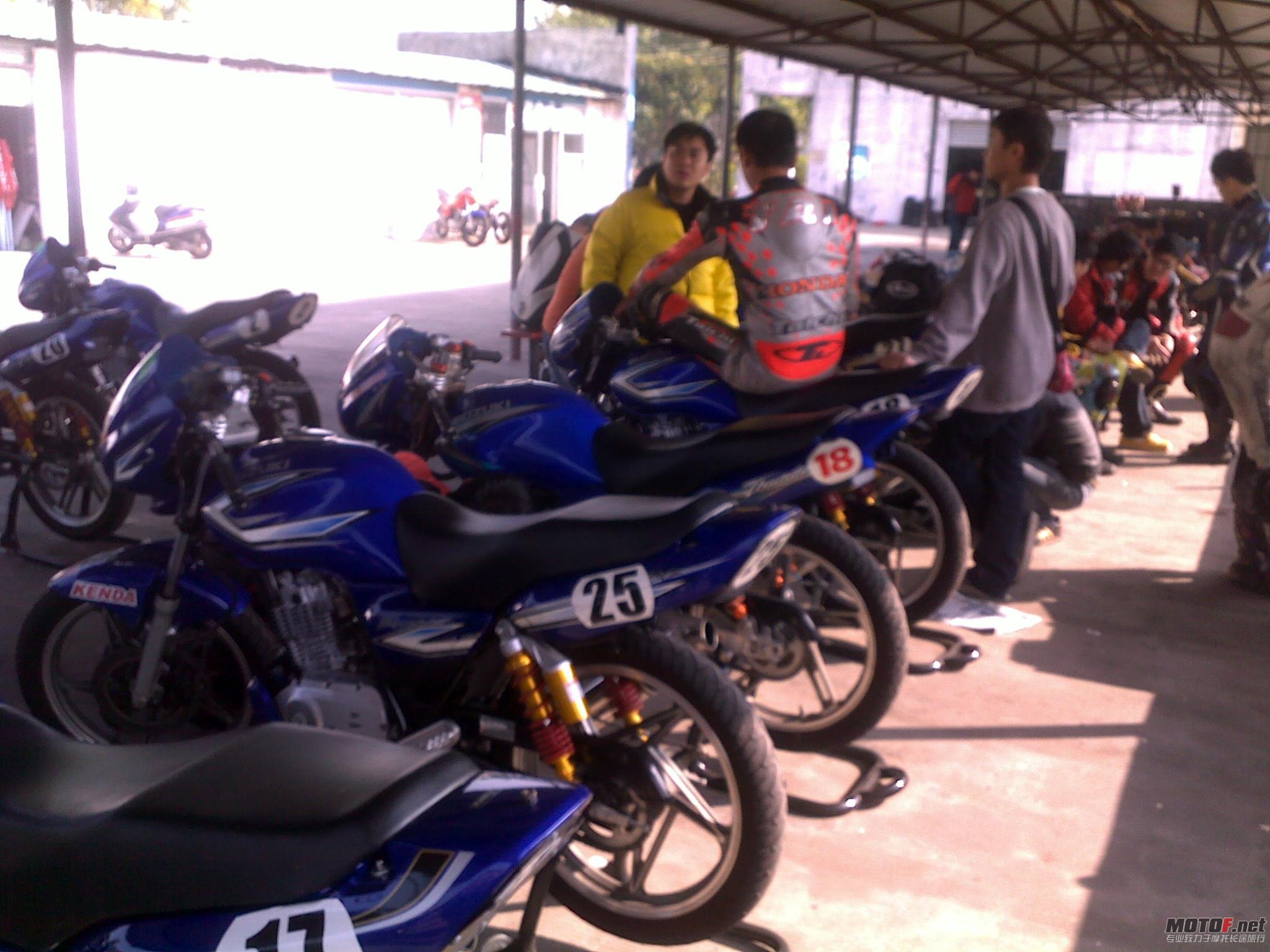 20110108469.jpg