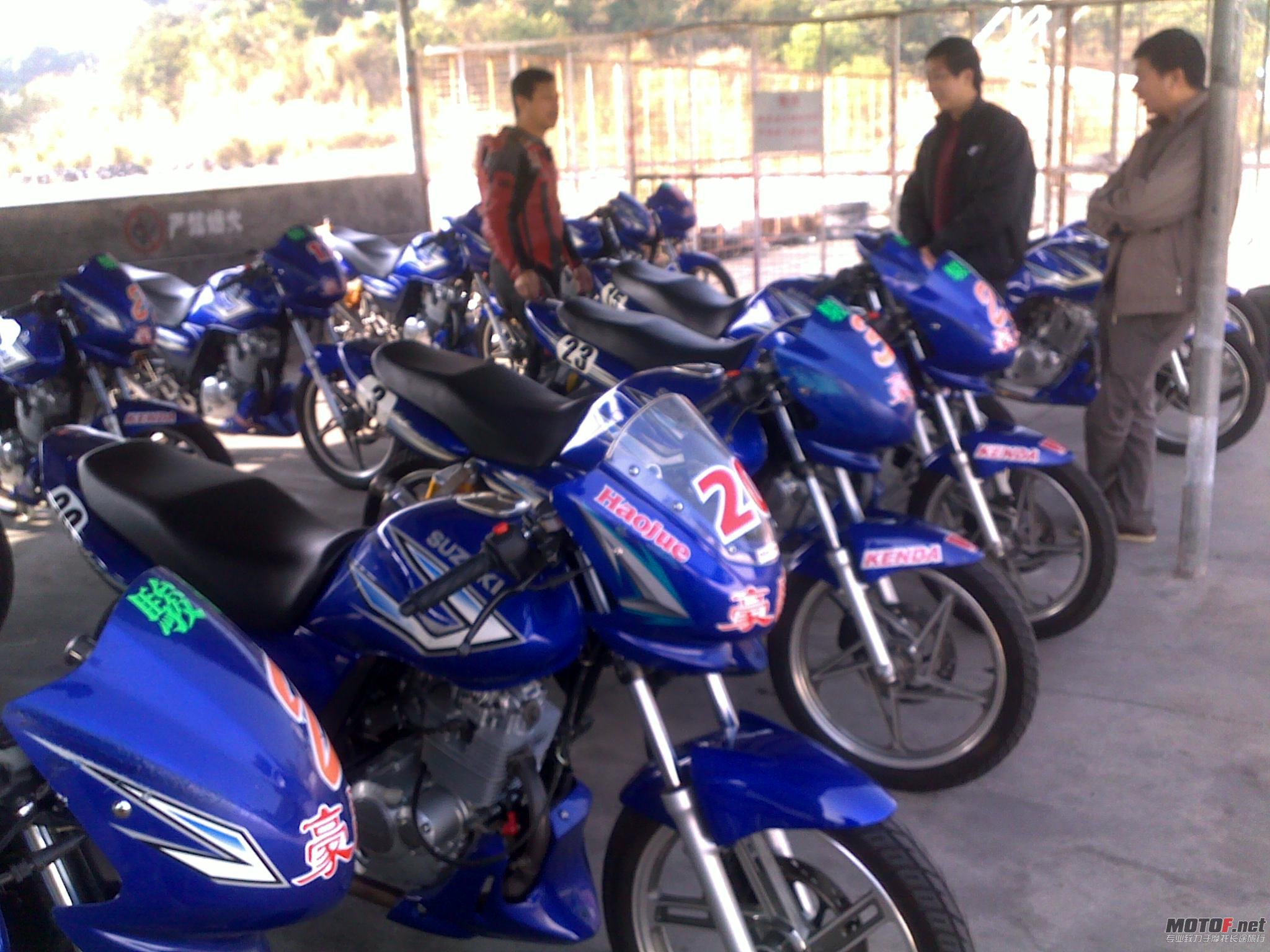 20110108470.jpg