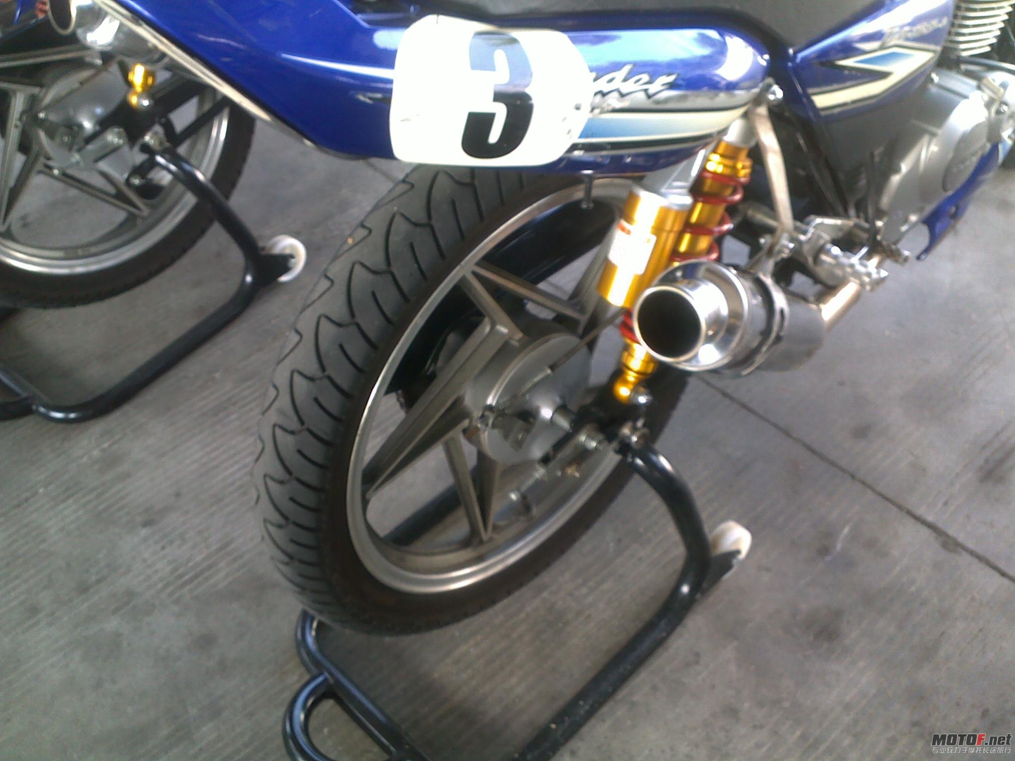 20110108472.jpg