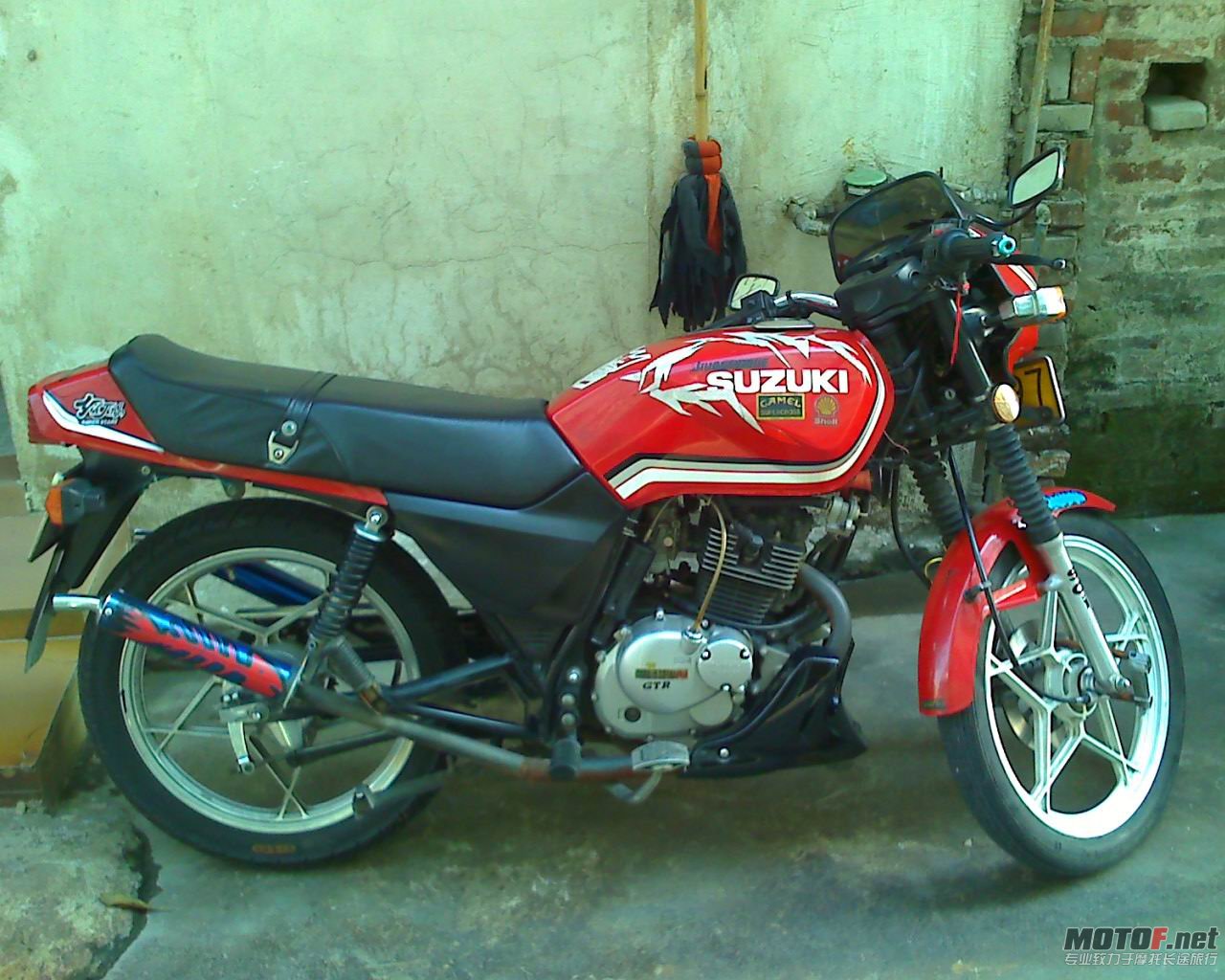 moto_0167.jpg