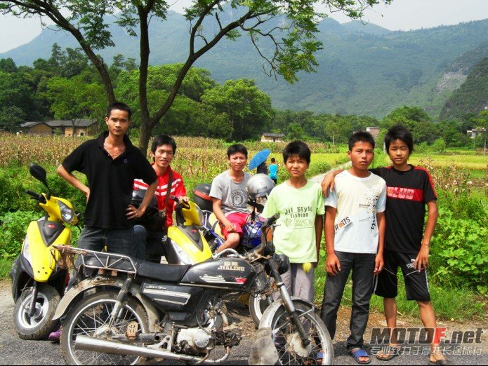 呢三位阳山车友带我地兜过晒D**