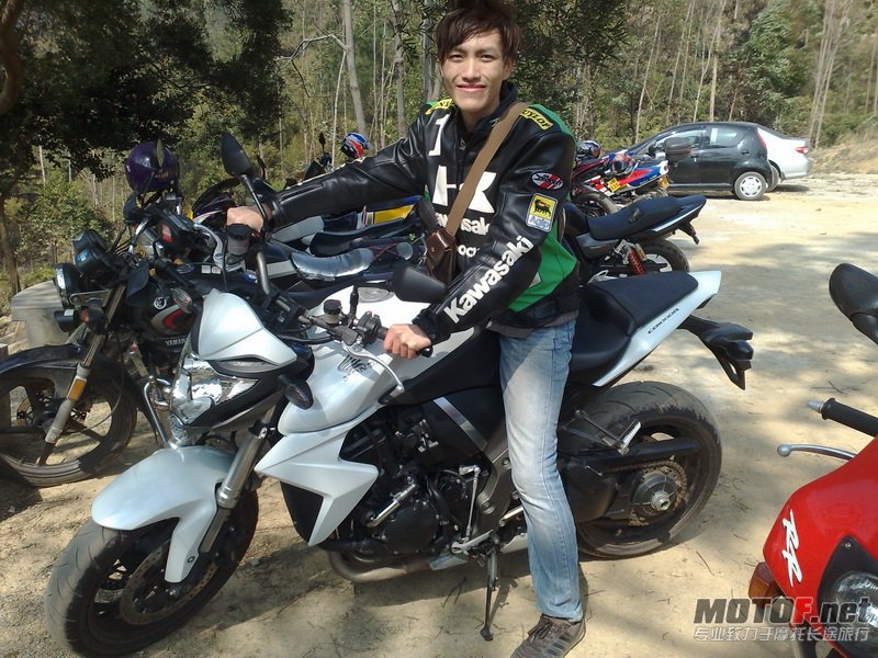 cb1000r