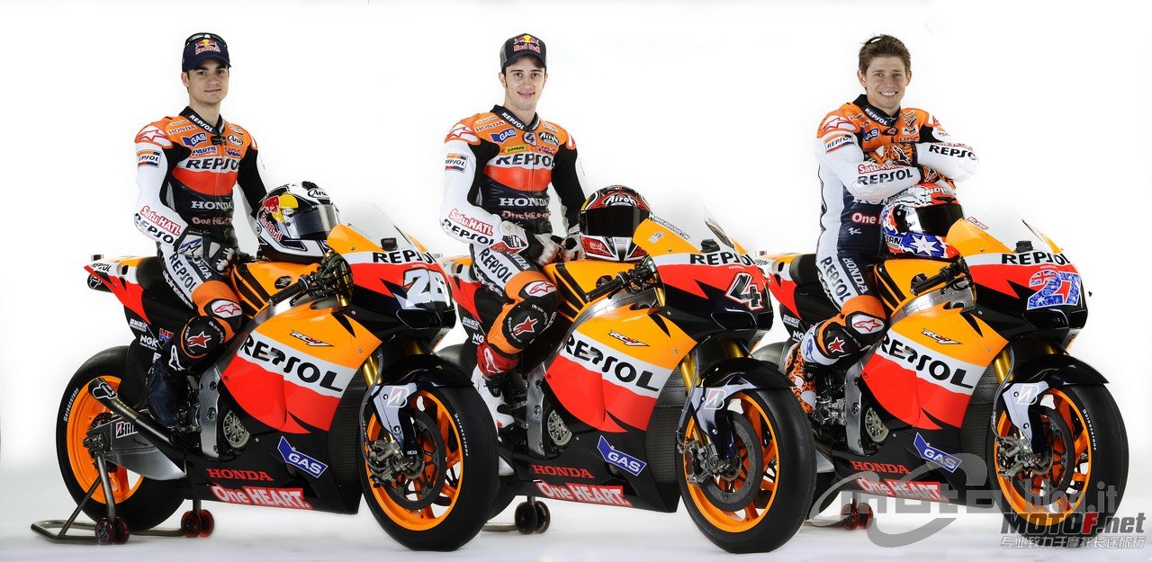 big_repsol_honda_team_2011_01.jpg