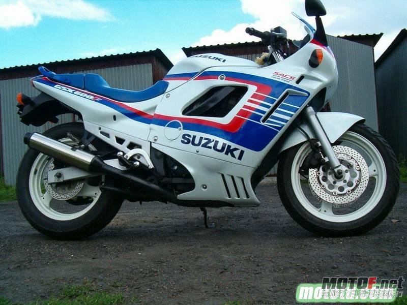 1238671648-Suzuki-GSX-600-F.jpg