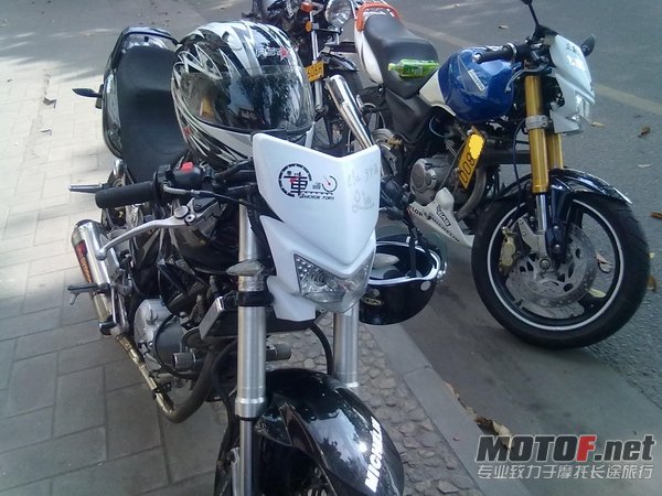 20110206563.jpg