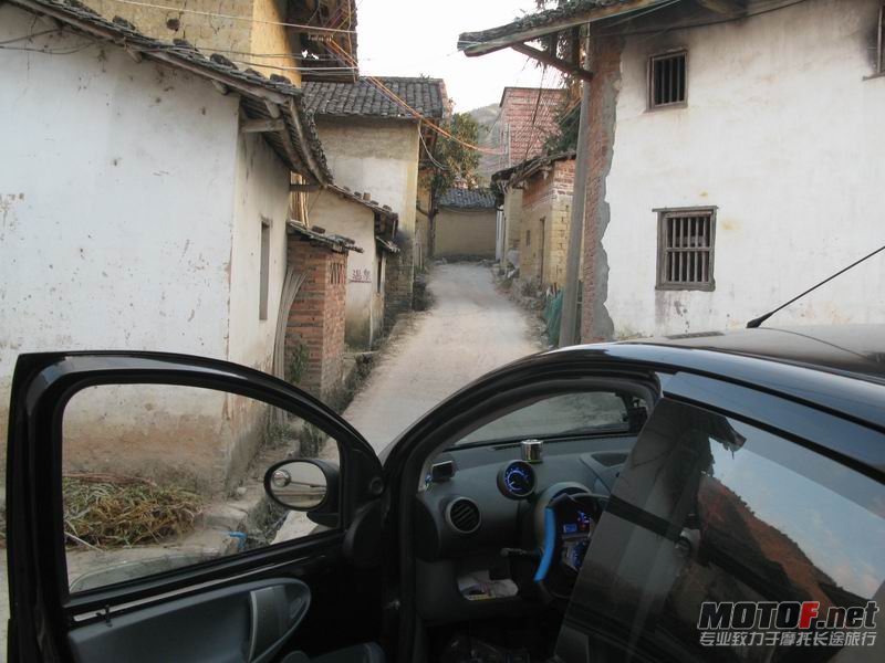 B 32.JPG