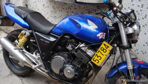 CB400