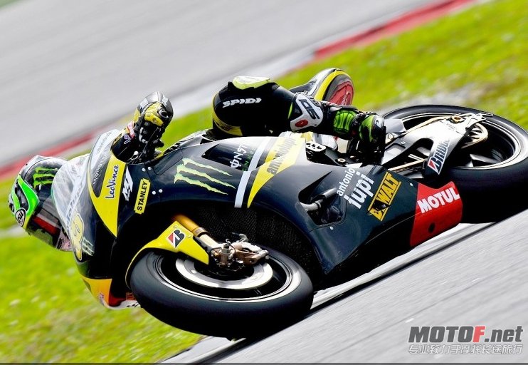 crutchlow03_slideshow.jpg