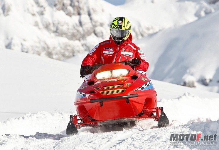 rossi02_slideshow.jpg
