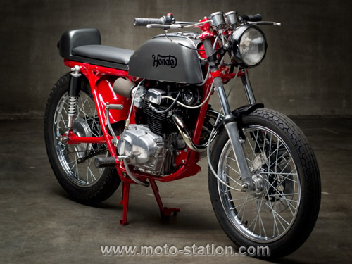 Honda_CB200_City_Cafe_st1pz.jpg