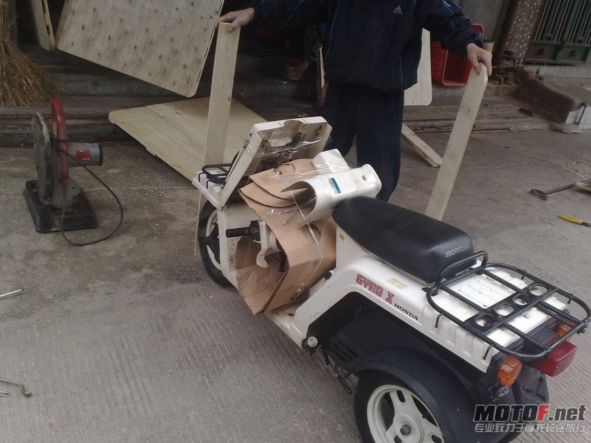 20110305365.jpg
