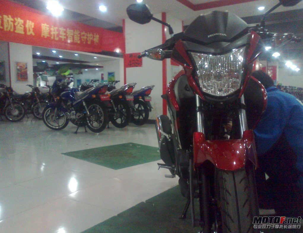 师傅在装车