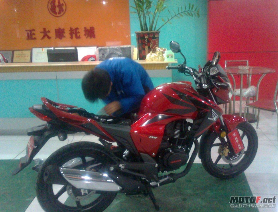 师傅在装车