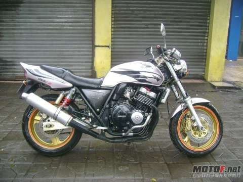 本田CB-400