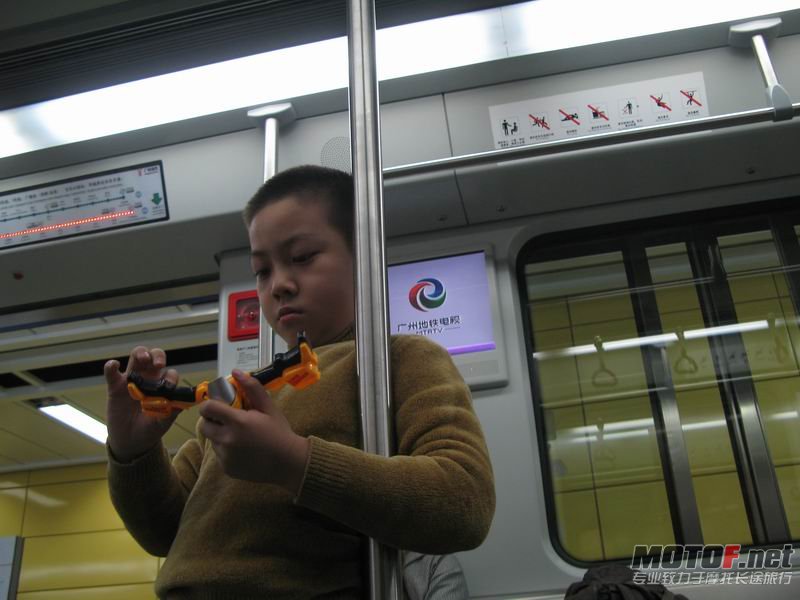 D 002.JPG