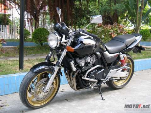 CB400 VTEC 2代