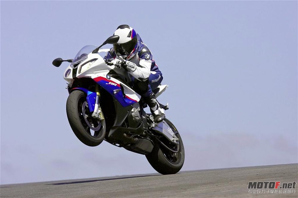 BMW-S1000RR-09.jpg