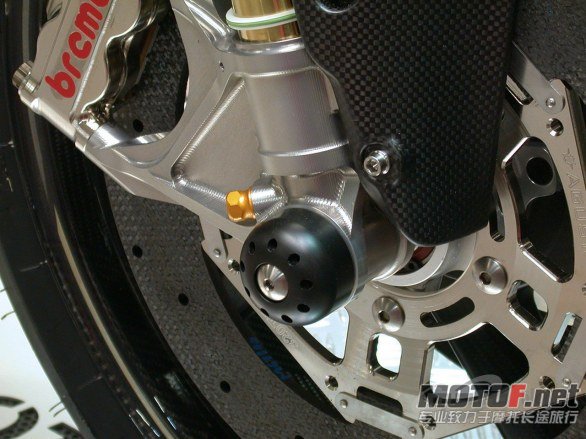 brutale_evo_cr_17.jpg