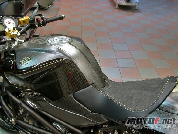 brutale_evo_cr_10.jpg